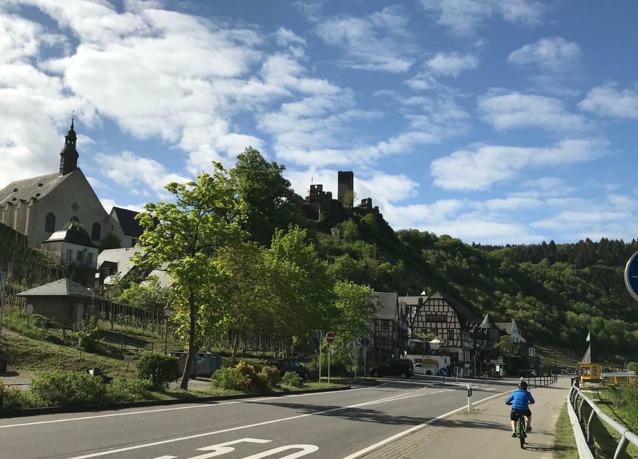 Hotel Klapperburg Beilstein  Exteriér fotografie